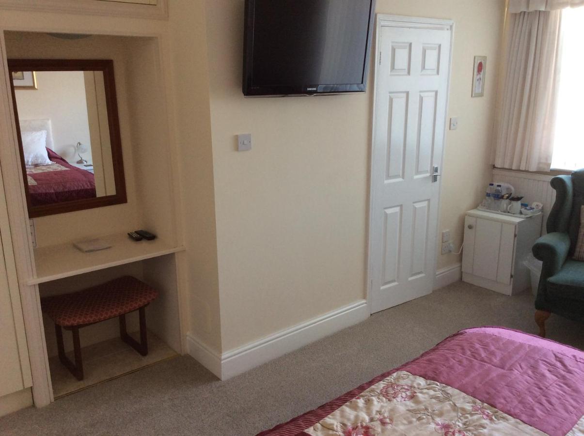 Highfield Guest House Sheringham Εξωτερικό φωτογραφία